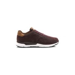 Buty MTNG ZAPATILLAS HOMBRE 84193-C42640 SUAVE BURGUNDY / INVENCIBLE. Czerwone trampki męskie mtng, bez wzorów, bez zapięcia. Za 184,48 zł.