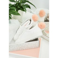 Białe Buty Sportowe Ogee. Białe buty sportowe damskie vices, bez wzorów, sportowe. Za 19,99 zł.
