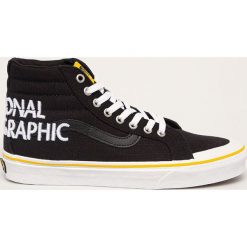 Vans - Trampki x National Gegraphic. Czarne trampki i tenisówki damskie Vans, bez wzorów, z gumy, na sznurówki. W wyprzedaży za 359,90 zł.