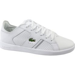 Lacoste Novas CT 118 2 SPM004010881. Białe buty sportowe męskie marki Lacoste, ze skóry, bez zapięcia. W wyprzedaży za 399,99 zł.
