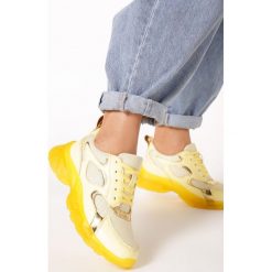 Żółte Sneakersy Prisolphi. Żółte sneakersy damskie Born2be. Za 119,99 zł.