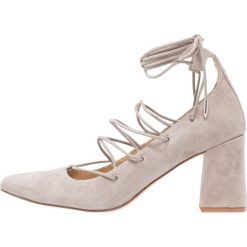 Czółenka: Chinese Laundry ODELLA Czółenka sznurowane cool taupe