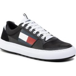 Sneakersy TOMMY JEANS - Lightweight Tommy Jeans Sneaker EM0EM00320 Black 990. Czarne sneakersy męskie Tommy Jeans, bez zapięcia. W wyprzedaży za 279,00 zł.