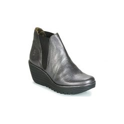 Botki Fly London YOSS. Szare botki damskie Fly London, bez obcasa, bez zapięcia. W wyprzedaży za 363,30 zł.