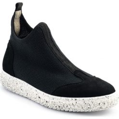 Sportowe czarne buty socks 76S. Czarne buty sportowe damskie Neścior, z aplikacjami, z tkaniny, sportowe. W wyprzedaży za 199,00 zł.
