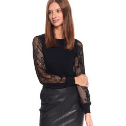 Sweter z rękawami z tkaniny plumetti. Czarne swetry damskie Top Secret, na zimę, bez wzorów, z dzianiny, eleganckie, bez rękawów, bez kaptura. Za 119,99 zł.