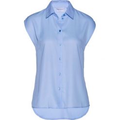 Bluzka bonprix perłowy niebieski. Niebieskie bluzki damskie bonprix, bez wzorów, bez kołnierzyka, bez rękawów. Za 42,99 zł.