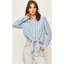 Tommy Jeans - Koszula. Białe bluzki damskie Tommy Jeans, s, bez wzorów, z poliesteru, klasyczne, z klasycznym kołnierzykiem, z długim rękawem. Za 359,90 zł.