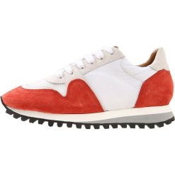Trampki damskie slip on: CLOSED Tenisówki i Trampki strawberry
