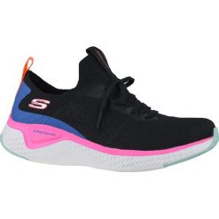 Skechers Solare Fuse 13325-BKMT buty sneakers damskie czarne 40. Czarne buty sportowe damskie Skechers, bez wzorów, z dzianiny, eleganckie, tenisowe. W wyprzedaży za 269,99 zł.