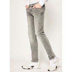 Jeansy Slim Fit Calvin Klein Jeans J30J315300. Szare jeansy męskie Calvin Klein Jeans, m, bez wzorów. Za 449,00 zł.
