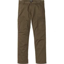 Spodnie bojówki Regular Fit bonprix ciemnooliwkowy. Zielone spodnie męskie bonprix, m, bez wzorów. Za 109,99 zł.