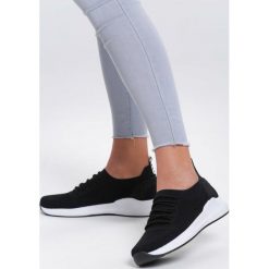 Czarne Buty Sportowe Salableness. Czarne buty sportowe damskie Inny, z nadrukiem, sportowe. Za 69,99 zł.