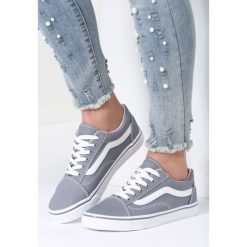 Szare Tenisówki Geometric. Szare trampki i tenisówki damskie marki vices, bez wzorów, z materiału, na sznurówki. Za 59,99 zł.