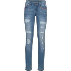 Dżinsy SKINNY bonprix niebieski "bleached". Niebieskie jeansy damskie skinny marki bonprix, z jeansu. Za 79,99 zł.
