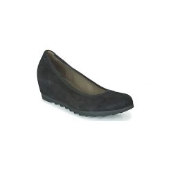 Baleriny Gabor 532017. Czarne baleriny damskie Gabor, bez wzorów, bez obcasa. Za 489,00 zł.