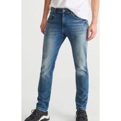 Jeansy Knit Denim - Niebieski. Niebieskie jeansy męskie Reserved, m, bez wzorów. W wyprzedaży za 59,99 zł.