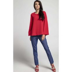 Czerwona Bluzka Oversize Zapinana na Plecach. Czerwone bluzki damskie Molly.pl, s, bez wzorów, z jeansu, eleganckie, z dekoltem na plecach, bez rękawów. Za 115,90 zł.