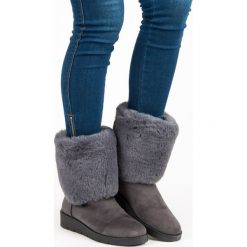MODNE OBUWIE ZIMOWE. Szare śniegowce damskie marki KYLIE, na zimę, bez zapięcia. Za 89,90 zł.