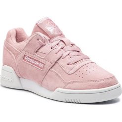 Buty Reebok - Workout Lo Plus CN6972 Smoky Rose/Wht/True Grey. Różowe buty sportowe damskie marki Reebok, bez wzorów, ze skóry, sportowe, reebok workout. Za 399,00 zł.