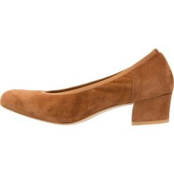 Buty ślubne damskie: PERLATO Czółenka camel