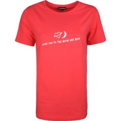 Emporio Armani T-shirt. Bluzki damskie Emporio Armani, z nadrukiem, z tkaniny, z okrągłym kołnierzem. Za 159,00 zł.