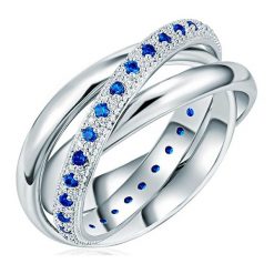 Posrebrzany pierścionek z cyrkoniami. Szare pierścionki damskie Highstreet Jewels, Runway & Co., z cyrkonią, srebrne. W wyprzedaży za 79,95 zł.