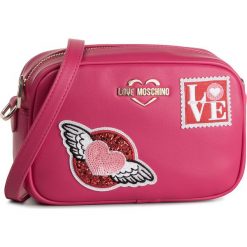 Saszetka nerka LOVE MOSCHINO - JC4100PP18LR0604 Fuxia. Różowe nerki damskie Love Moschino, bez wzorów, ze skóry ekologicznej, eleganckie, bez dodatków. W wyprzedaży za 619,00 zł.