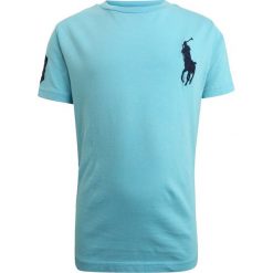 Polo Ralph Lauren BIG Tshirt z nadrukiem margie blue. Niebieskie t-shirty chłopięce marki Polo Ralph Lauren, z nadrukiem, z bawełny. Za 169,00 zł.