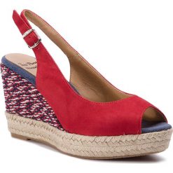 Espadryle TONI PONS - Alella-A Vermell. Czerwone espadryle damskie Toni Pons, bez wzorów, ze skóry, bez obcasa, na obcasie. W wyprzedaży za 239,00 zł.