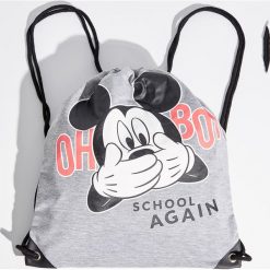 Plecak worek z nadrukiem Mickey Mouse - Szary. Szare plecaki damskie Sinsay, z motywem z bajki. W wyprzedaży za 29,99 zł.