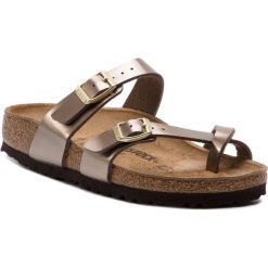 Japonki BIRKENSTOCK - Mayari 1012978 Electric Metalilic Taupe. Pomarańczowe klapki damskie Birkenstock, bez wzorów, ze skóry ekologicznej, bez obcasa. W wyprzedaży za 199,00 zł.