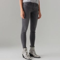 Jeansy skinny z niskim stanem - Jasny szary. Szare jeansy damskie Mohito, z obniżonym stanem. Za 119,99 zł.
