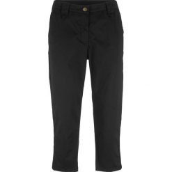 Spodnie chino z regulowanym obwodem talii, dł. 3/4 bonprix czarny. Czarne spodnie damskie bonprix, bez wzorów. Za 99,99 zł.