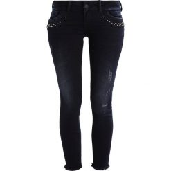 LTB PETRA Jeansy Slim Fit miracle wash. Czarne rurki damskie marki LTB, z elastanu. W wyprzedaży za 223,30 zł.