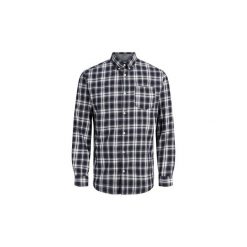 Koszule z długim rękawem Jack Jones CAMISA JCCOCENTRAL SHIRT LS ONE POCKET. Czarne koszule męskie Jack & Jones, s, bez wzorów, bez kołnierzyka, z długim rękawem. Za 154,62 zł.