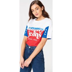 Tommy Hilfiger T-shirt Color Block Logo - White,Red,Multicolor. Czerwone t-shirty damskie TOMMY HILFIGER, z nadrukiem, z bawełny, bez kołnierzyka. Za 222,95 zł.