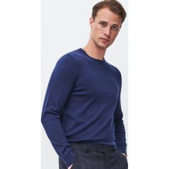 Wełniany sweter - Granatowy. Niebieskie swetry męskie Reserved, s, bez wzorów, z wełny, bez kołnierzyka, bez kaptura. W wyprzedaży za 79,99 zł.