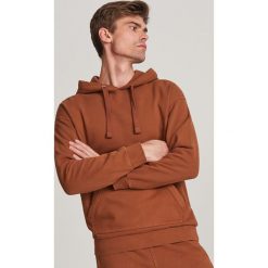 Bluza z kapturem - Brązowy. Pomarańczowe bluzy męskie Reserved, s, bez wzorów, z kapturem, bez rękawów, z kapturem. Za 119,99 zł.