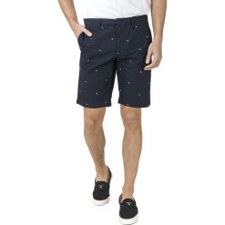 Lacoste Szorty Niebieski. Niebieskie spodenki i szorty męskie Lacoste, bez wzorów, z bawełny. Za 481,95 zł.