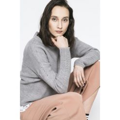 Medicine - Sweter Yoga. Szare swetry klasyczne damskie MEDICINE, l, z dzianiny, z okrągłym kołnierzem. W wyprzedaży za 39,90 zł.