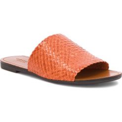 Chodaki damskie: Klapki VAGABOND - Tia 4531-125-44 Orange