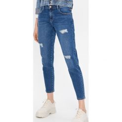 Jeansy boyfriend - Niebieski. Niebieskie jeansy damskie House. W wyprzedaży za 59,99 zł.