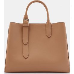 Torba shopper z rączka - Beżowy. Brązowe torby damskie na zakupy Mohito, bez wzorów, bez dodatków. Za 139,99 zł.