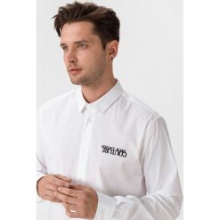 Versace Jeans Couture Koszula Biały. Białe koszule męskie Versace Jeans Couture, z nadrukiem, z elastanu, bez kołnierzyka, z długim rękawem. Za 712,95 zł.
