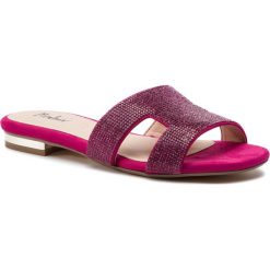 Klapki MENBUR - 20356 Fuchsia 0033. Różowe klapki damskie Menbur, bez wzorów, ze skóry ekologicznej, bez obcasa, na obcasie. W wyprzedaży za 209,00 zł.