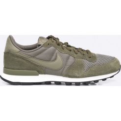 Nike Sportswear - Buty Internationalist SE. Szare buty sportowe męskie marki Nike Sportswear, ze skóry, na sznurówki. W wyprzedaży za 339,90 zł.