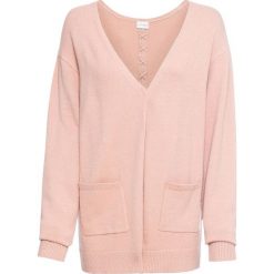 Sweter rozpinany bonprix stary jasnoróżowy. Różowe swetry damskie bonprix, bez wzorów, retro, bez rękawów, bez kaptura. Za 44,99 zł.