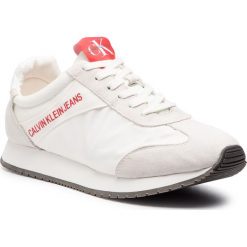 Sneakersy CALVIN KLEIN JEANS - Jill R8069 Bright White. Białe półbuty damskie Calvin Klein Jeans, z jeansu. Za 519,00 zł.