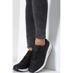 Czarne Buty Sportowe Delectable Days. Czarne buty sportowe damskie Inny, bez wzorów, sportowe. Za 89,99 zł.